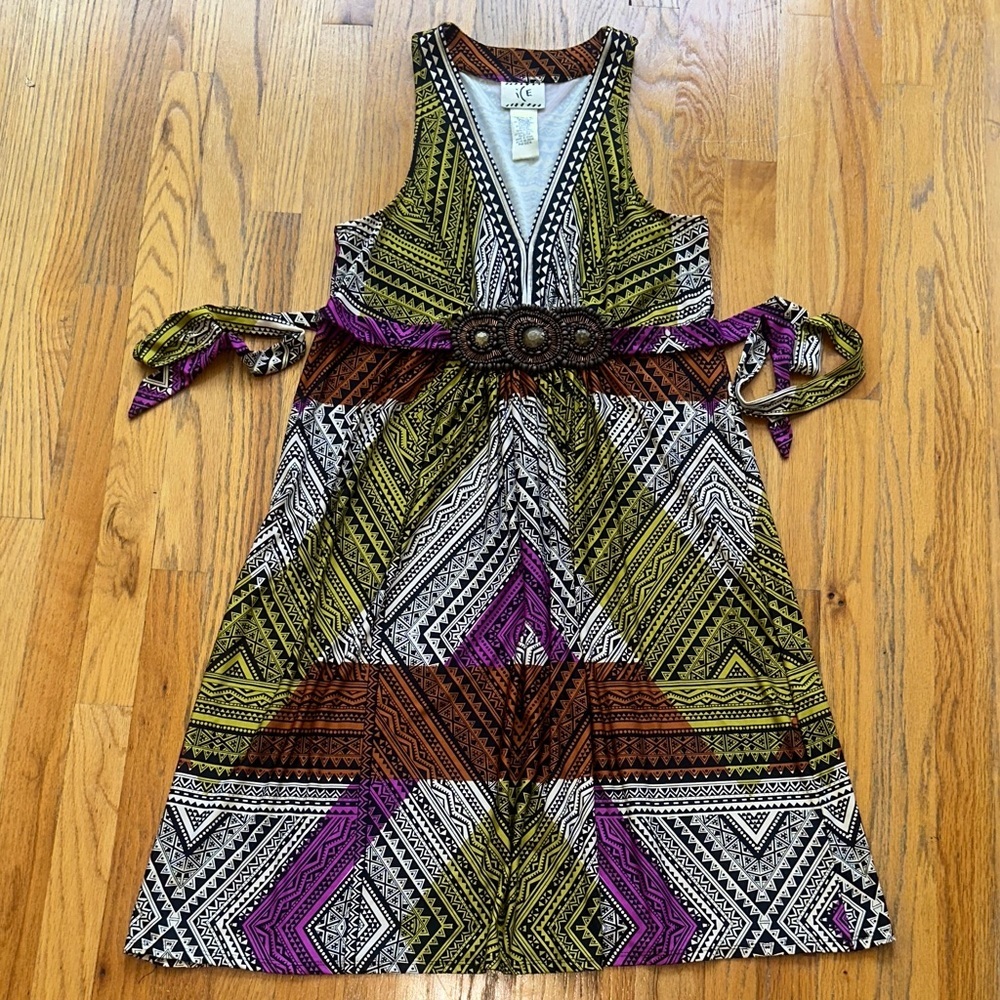 Y2K Multi-Color Patterned V‑Neck Midi Dress with Decorative Belt